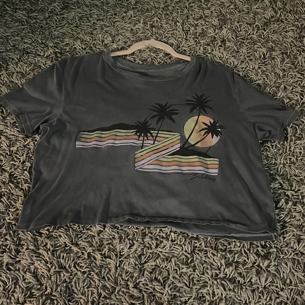 Grey short sleeve top